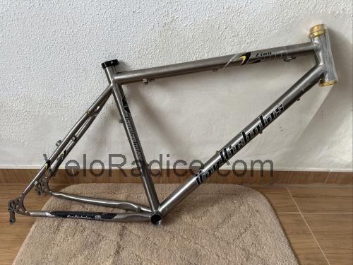 Van Nicholas Zion scheda tecnica e recensioni